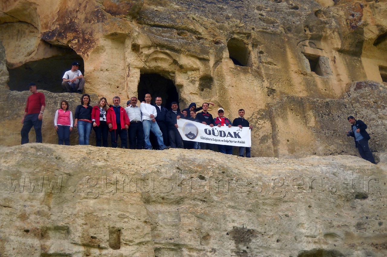 Gümüşhaneli Dağcılar Tomara'da 7