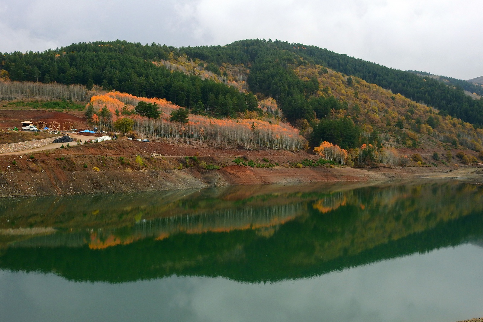 Gümüşhaneli dağcılar sonbaharın tadını çıkarmaya devam ediyor 3