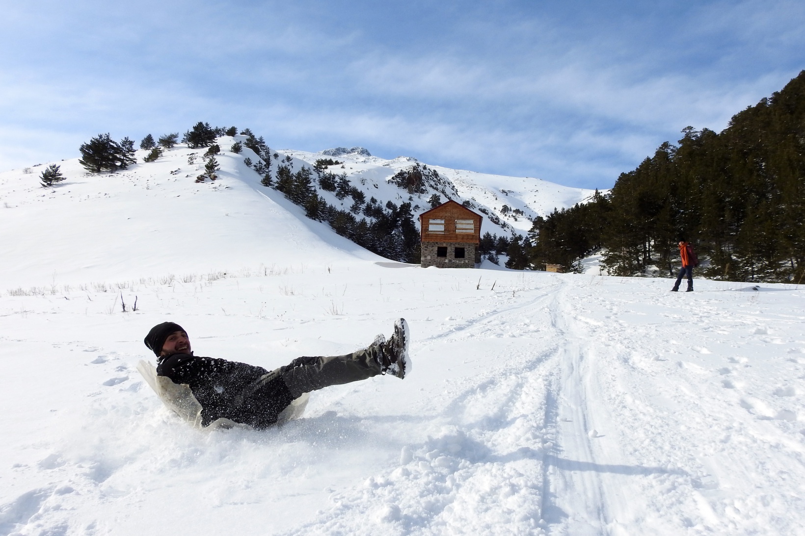 Gümüşhaneli dağcılar kadınlar için yürüdü 12