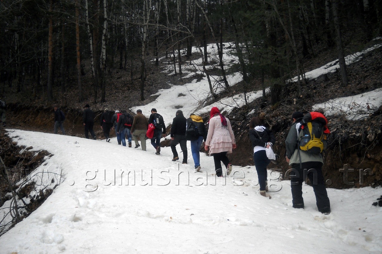 Gümüşhaneli Dağcılar Pöküt'te 1