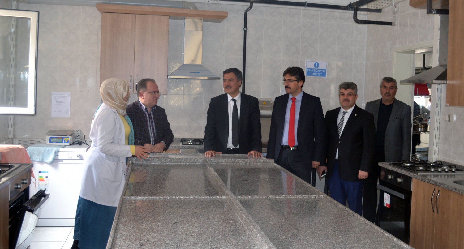 Zigana Mesleki ve Teknik Anadolu Lisesi sektöre ilaç oldu 1