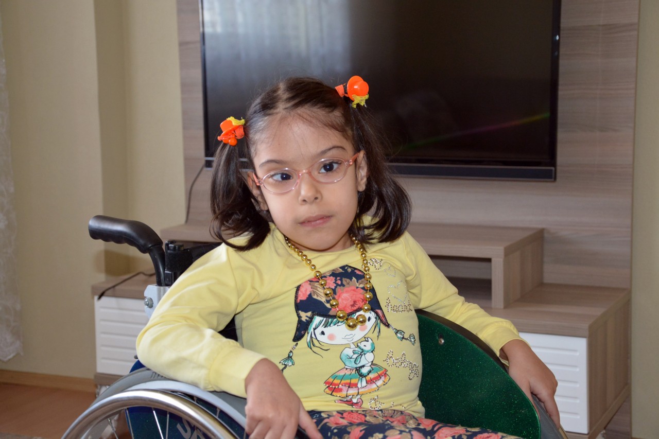 Ravza tekerlekli sandalyesine kavuştu 3