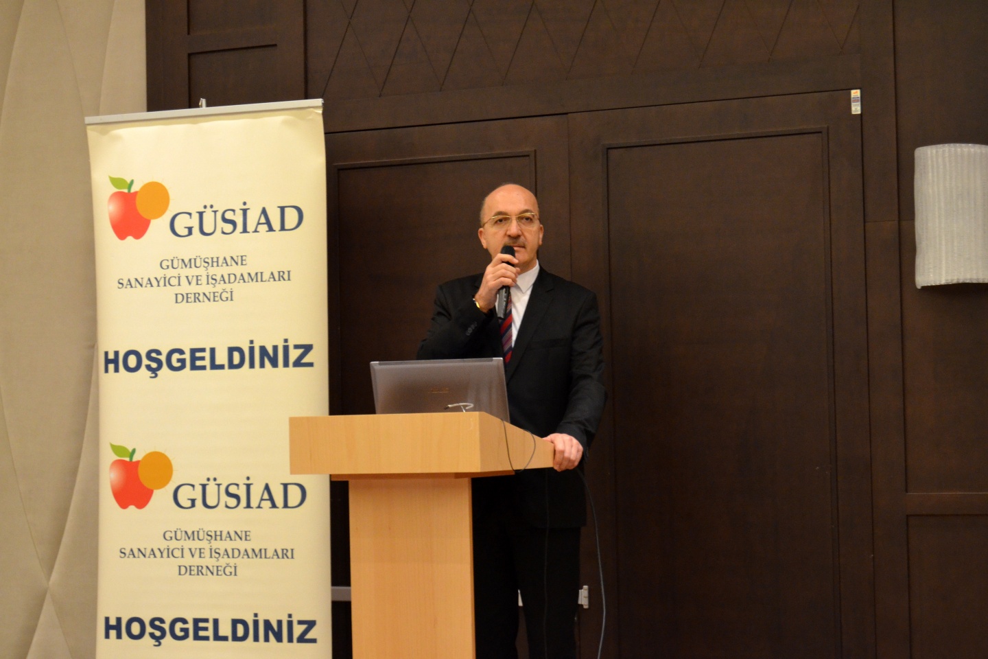 İstanbul'da dev iş dünyası-üniversite buluşması 10