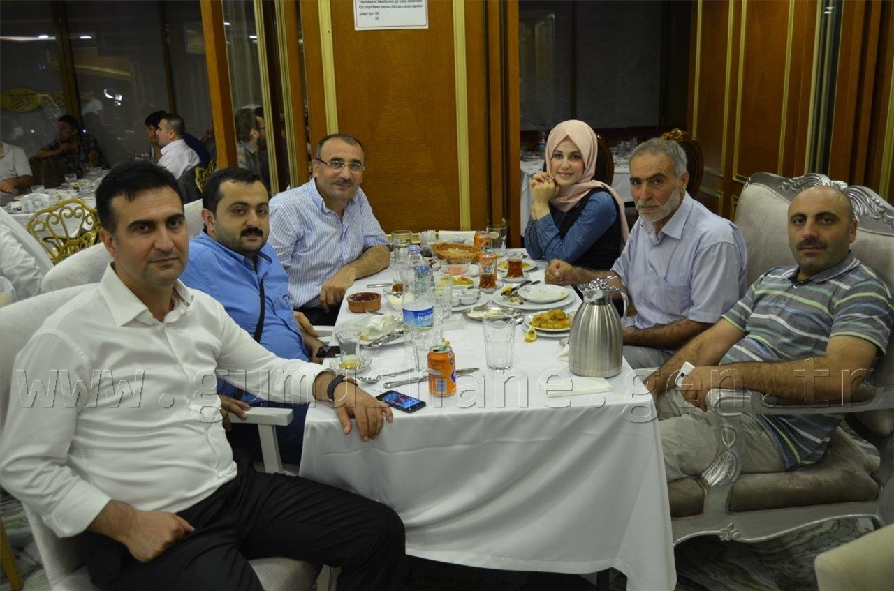 Milletvekili Üstün Gurbette Ki Hemşerileriyle İftarda Buluştu 12