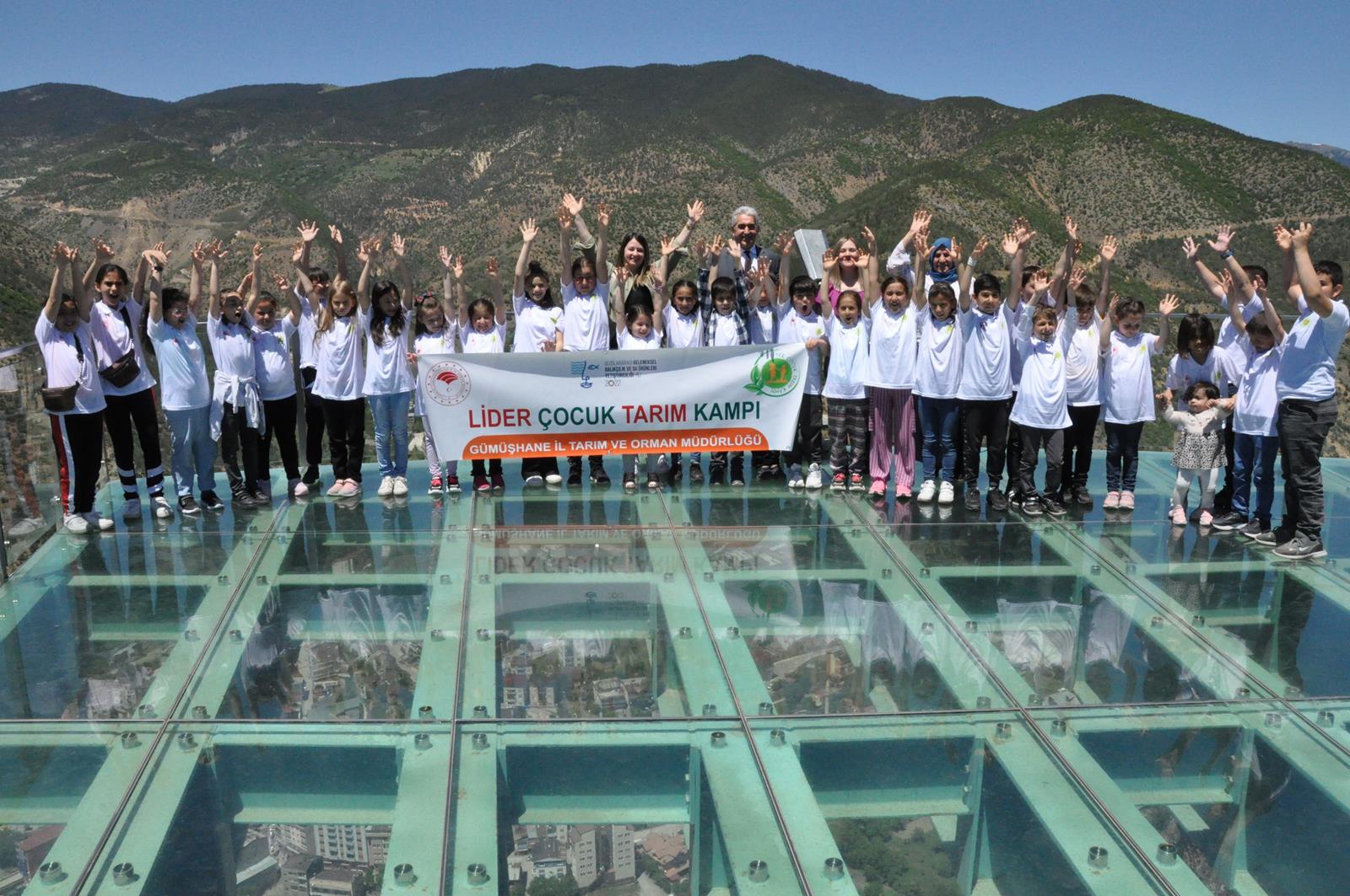 Gümüşhane’de Lider Çocuk Tarım Kampı düzenlendi 16