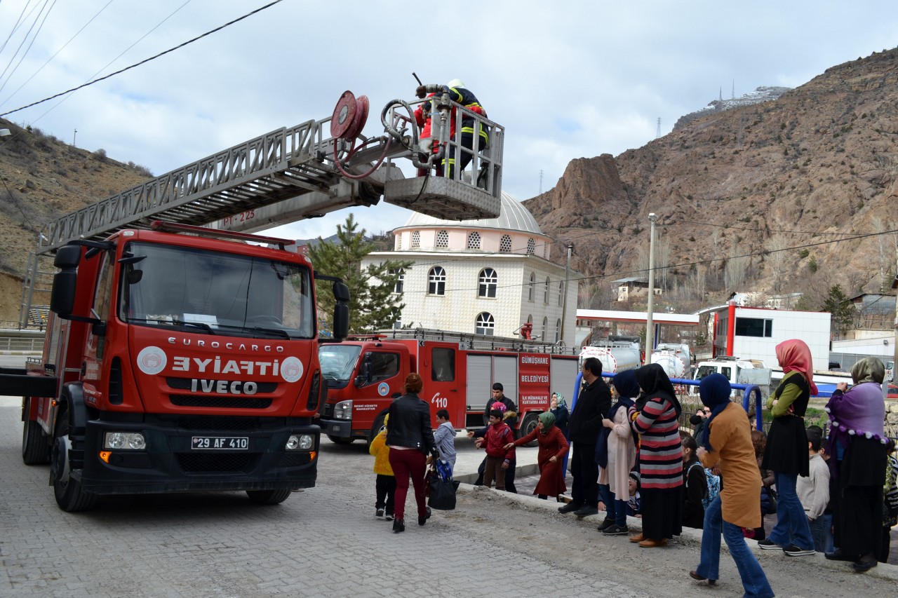 Özel öğrenciler sivil savunma ve yangın tatbikatına katıldı 2