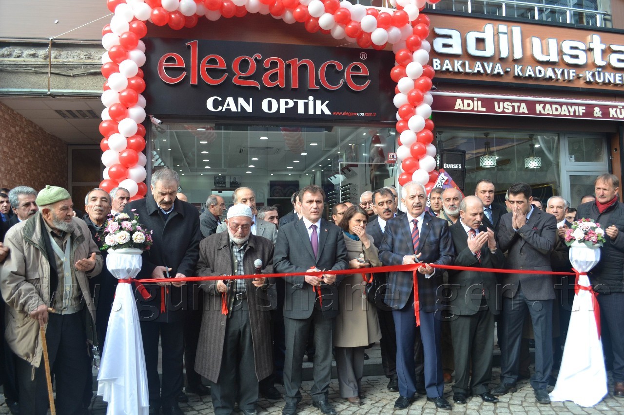 Can Optik’e Görkemli Açılış 1
