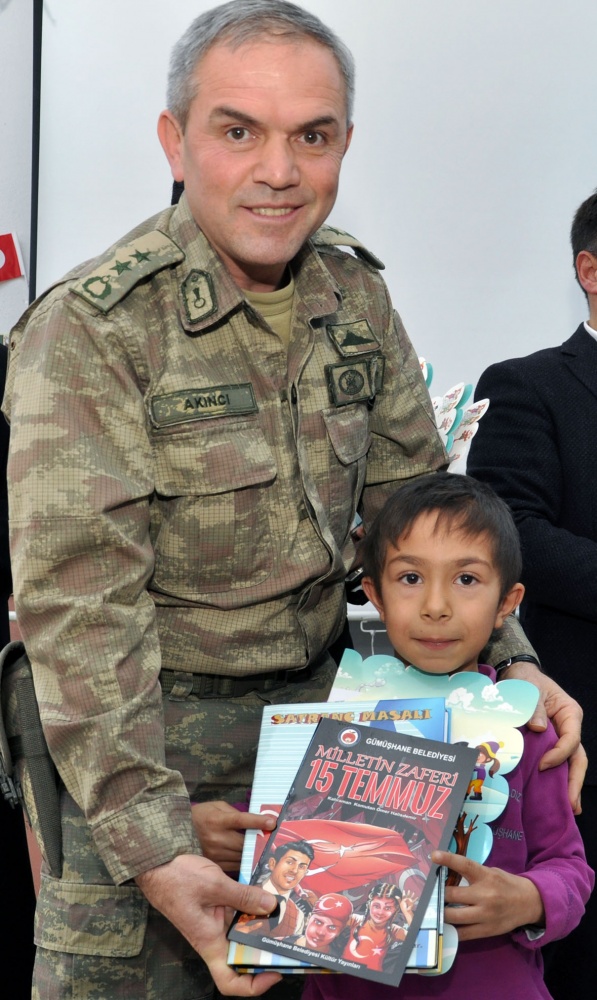 Okullarda karne heyecanı 6