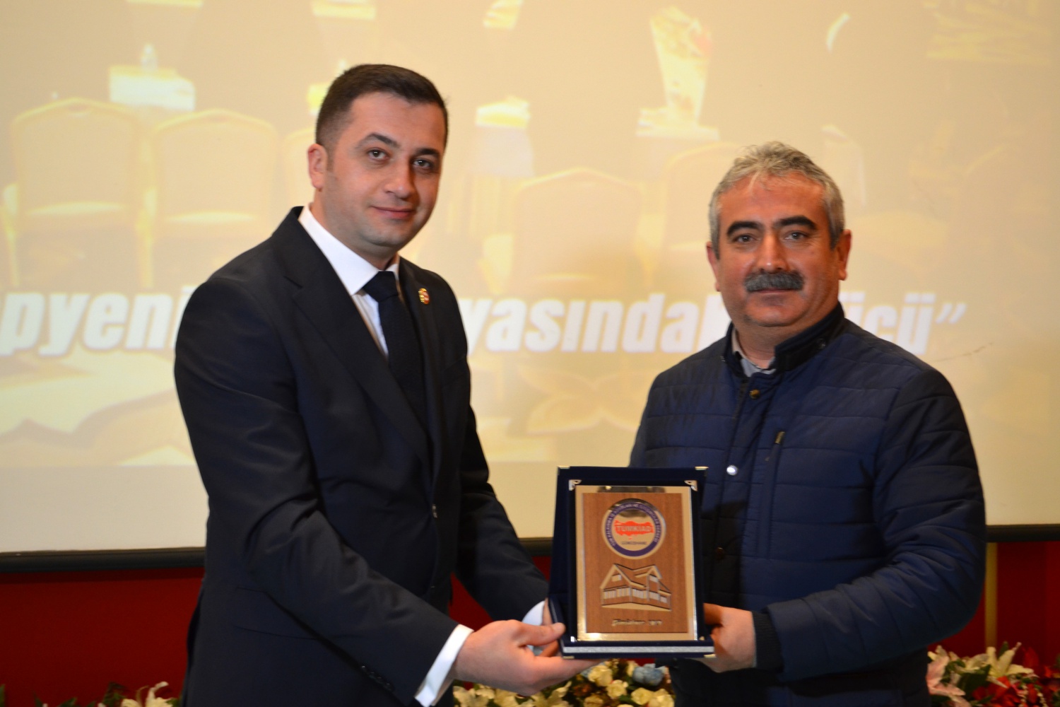 Tanrıkulu: Bize dolar değil devlet lazım 1