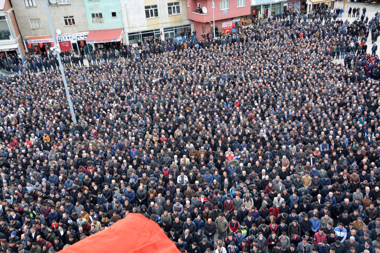 Gümüşhane şehidini uğurladı… 34