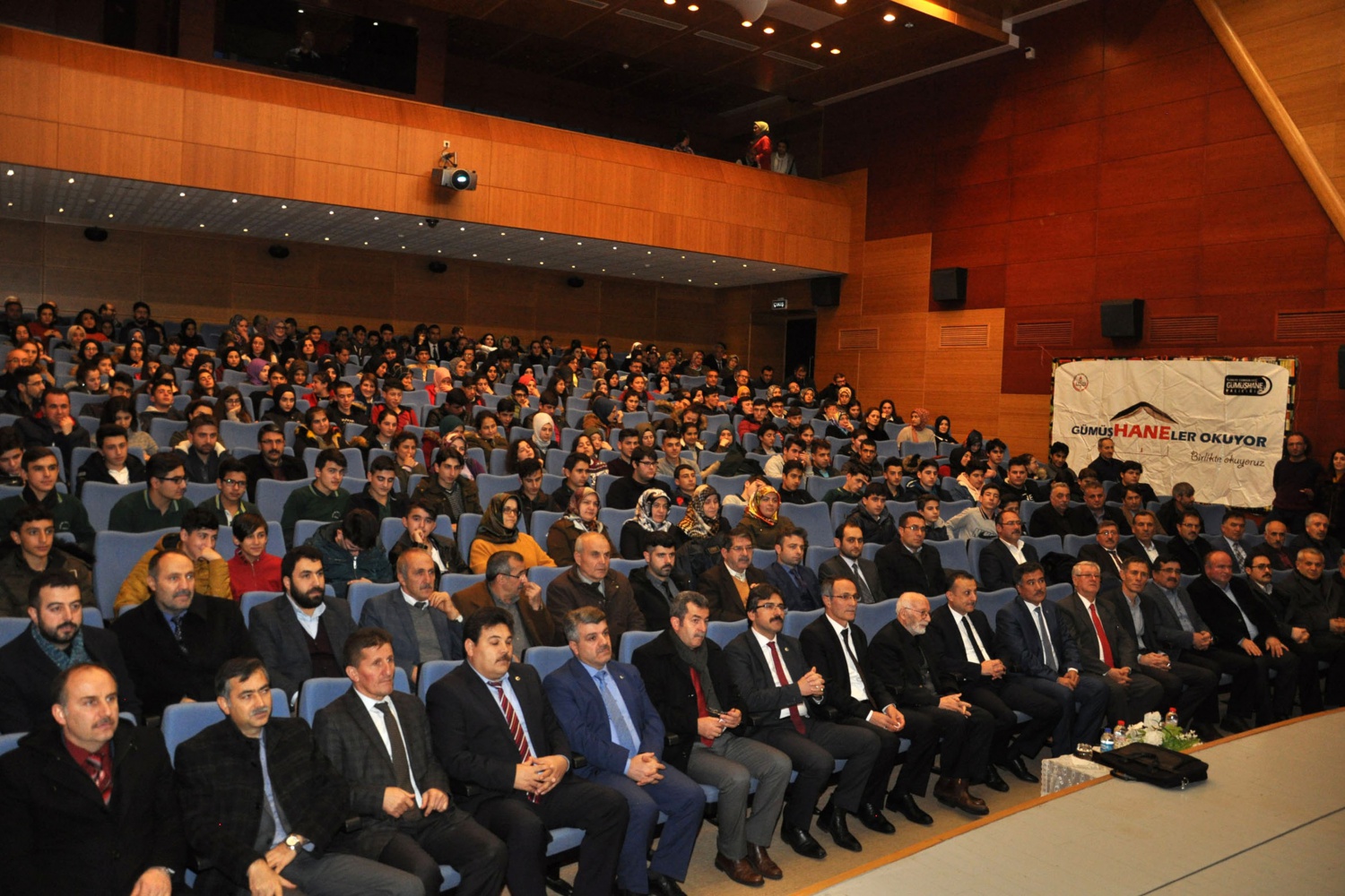 Prof.Dr. Tozlu, Nurettin Topçu ve eğitim felsefesini anlattı 1