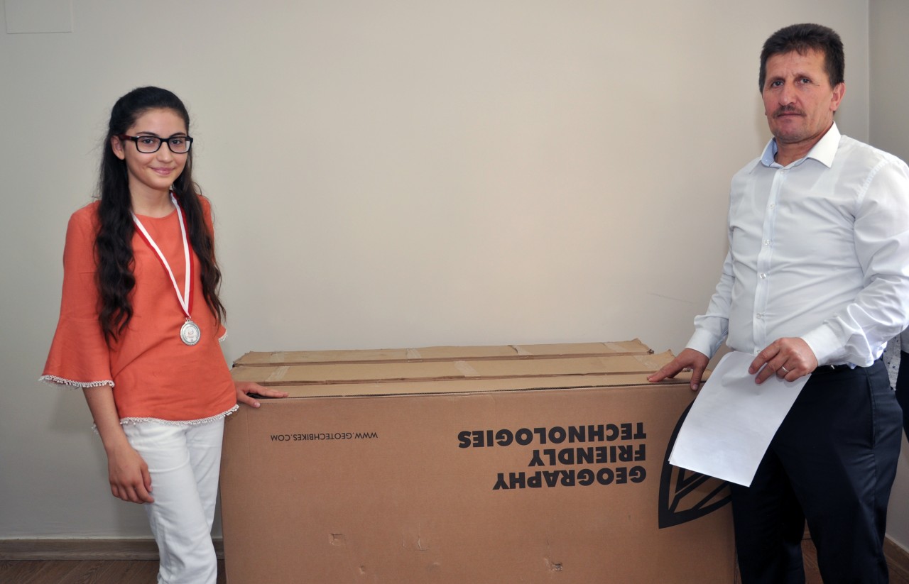 AB’yi anlattılar ödülü aldılar 8