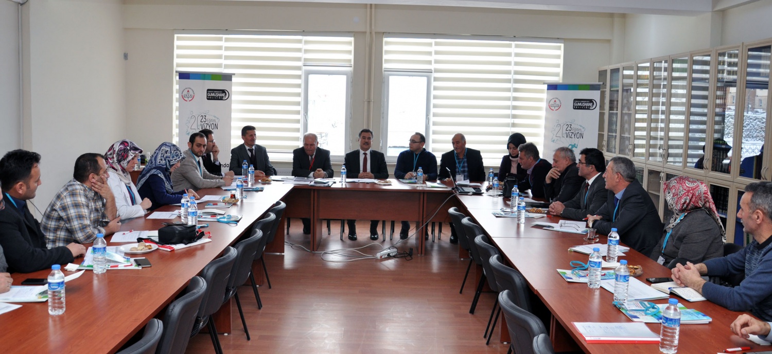 Gümüşhane’de ‘2023 Eğitim Vizyonu Çalıştayı’ düzenlendi 11