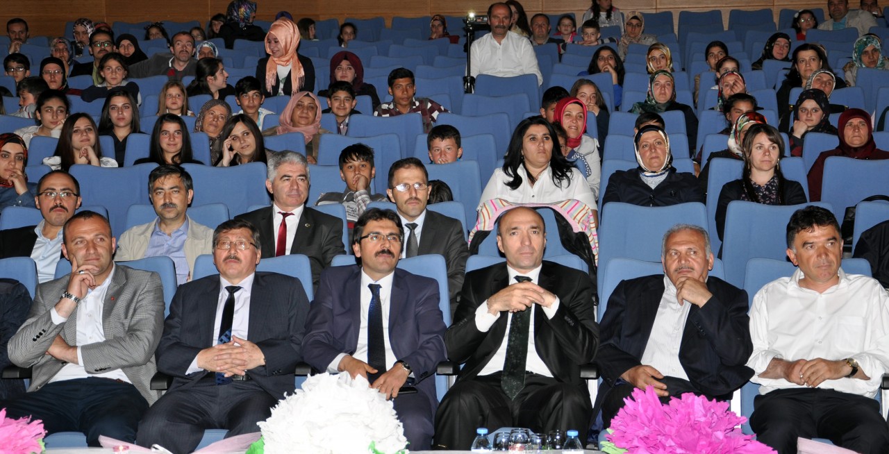 Minik Yürekler Anneler İçin Çarptı 2