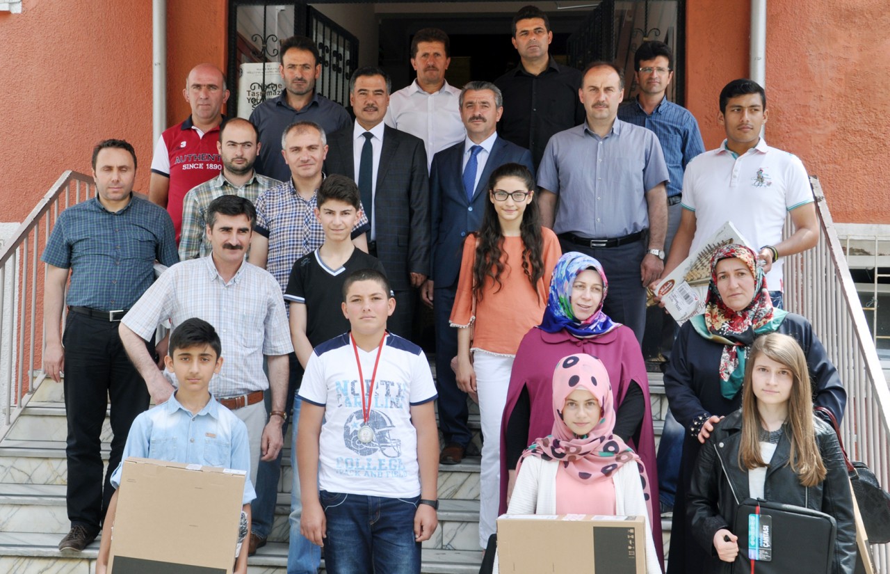 AB’yi anlattılar ödülü aldılar 14