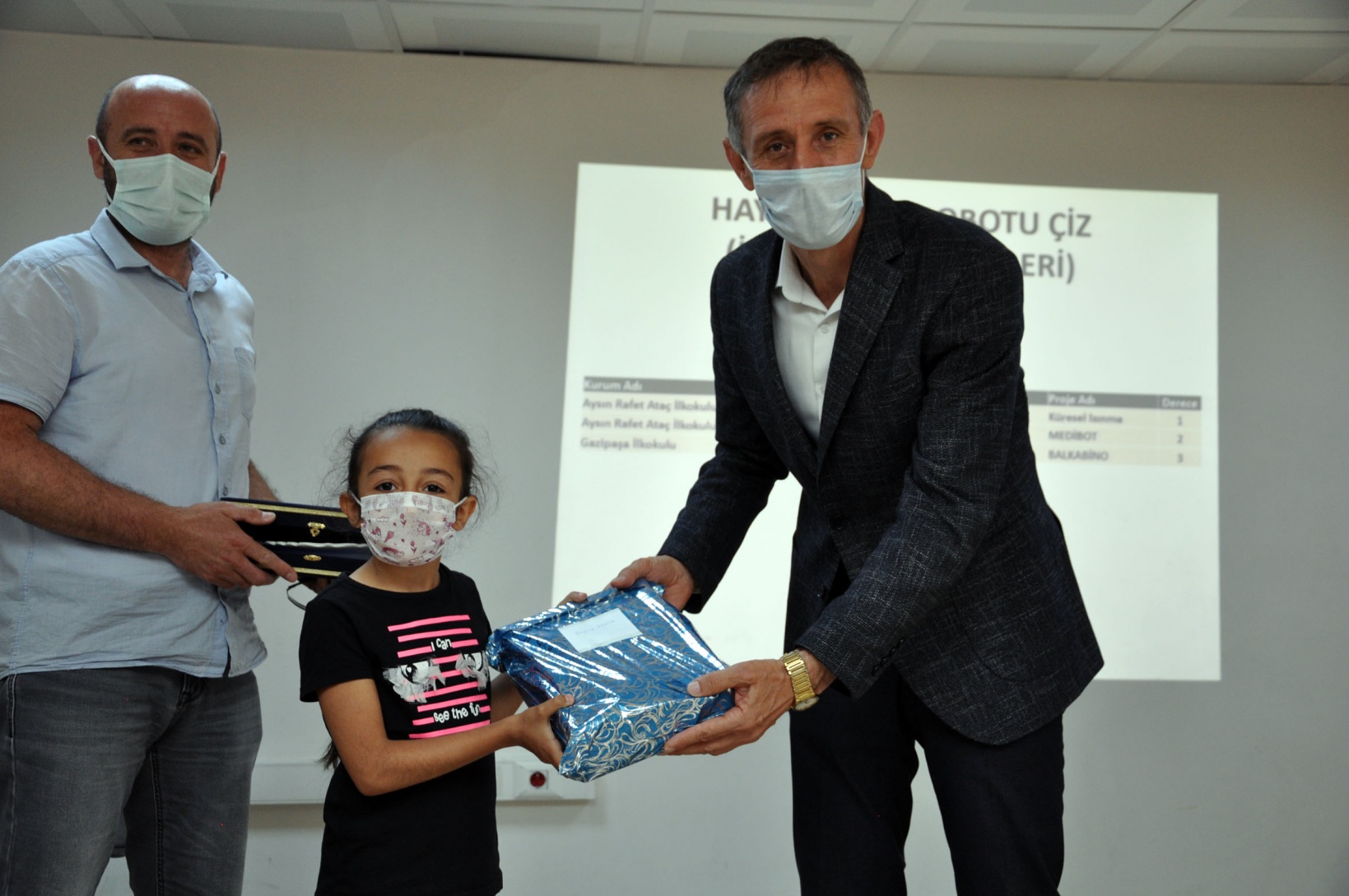 Bir Fikrim Var yarışması yoğun ilgi gördü 14