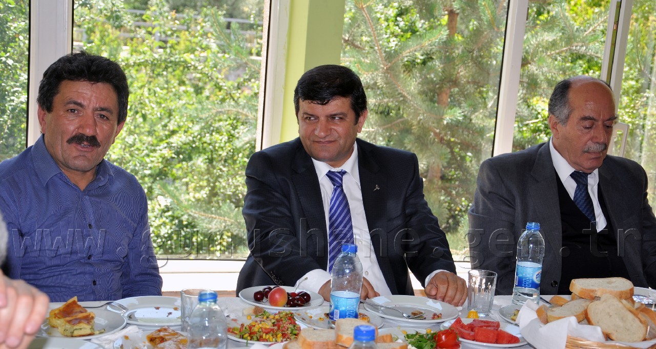 Vali Mayda Esnafla Buluştu 3