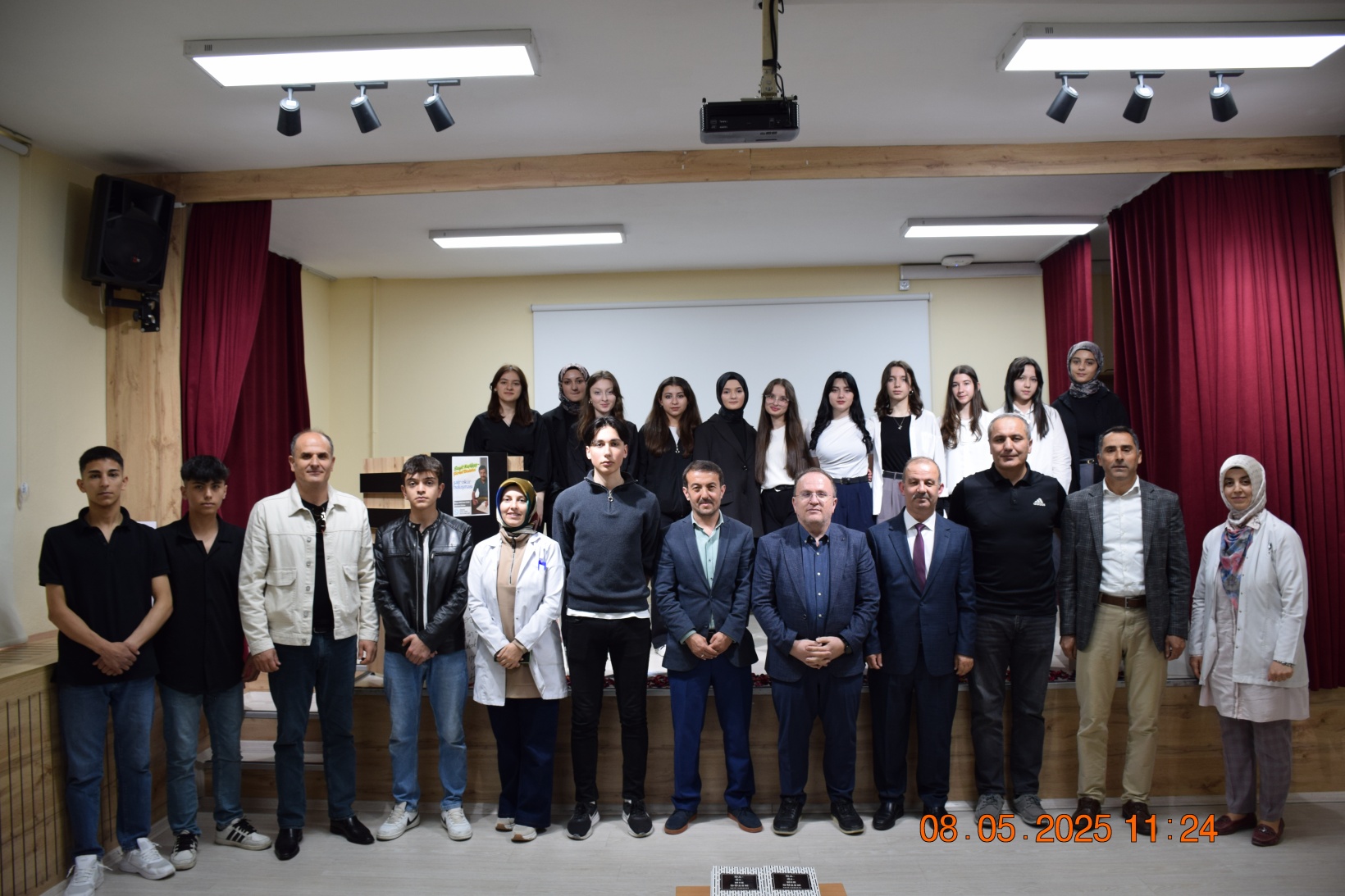 Gümüşhaneli Şair Sayit Karakaş, Mareşal Çakmak Sosyal Bilimler Lisesi’nde Öğrencilerle Buluştu 5