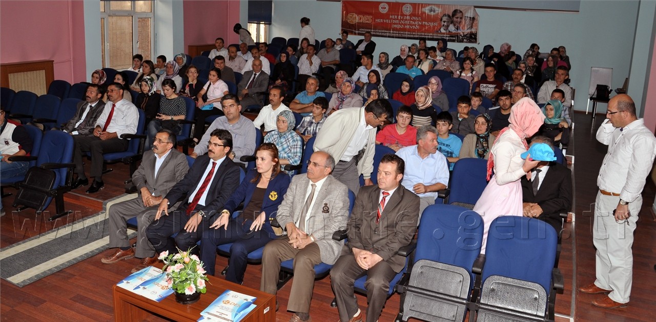 Başarılı Öğrenciye Bilgisayar, Ailesine Bulaşık Makinesi 2