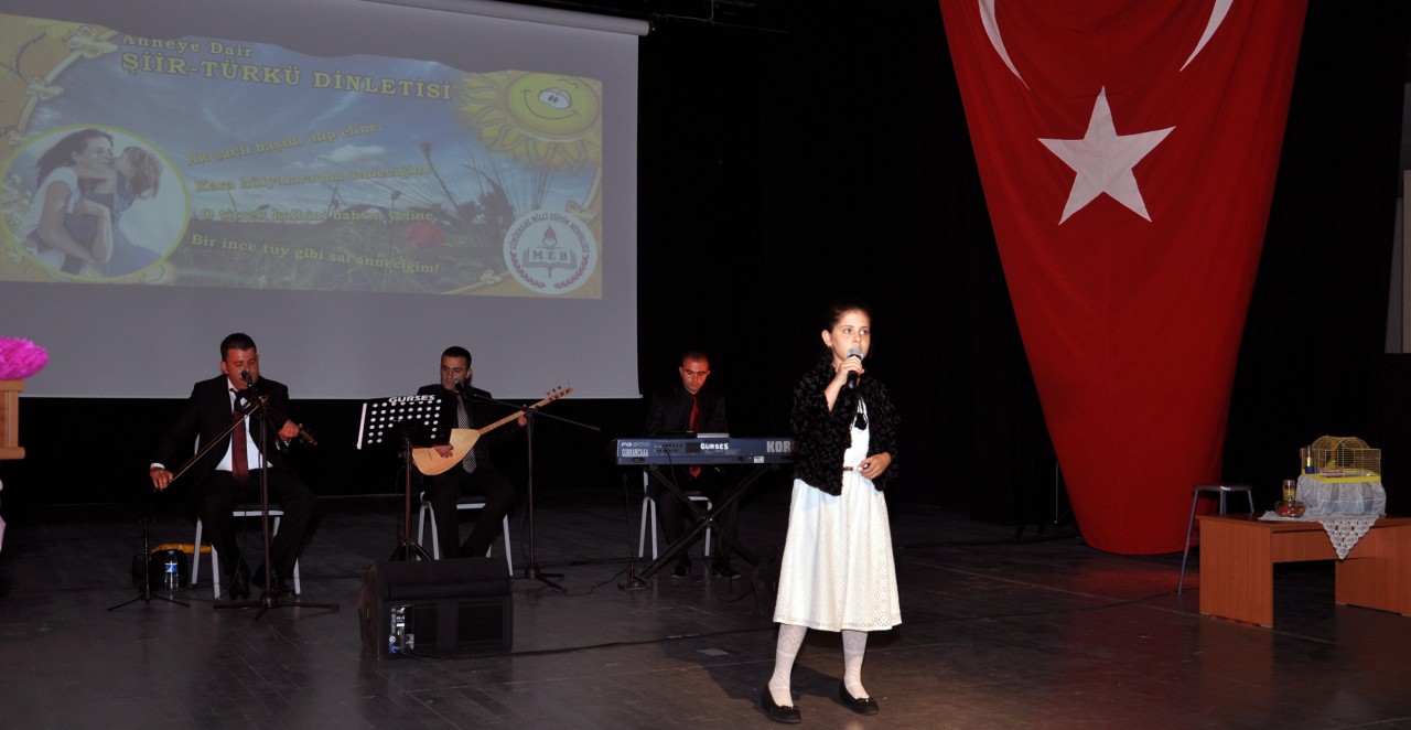 Minik Yürekler Anneler İçin Çarptı 4