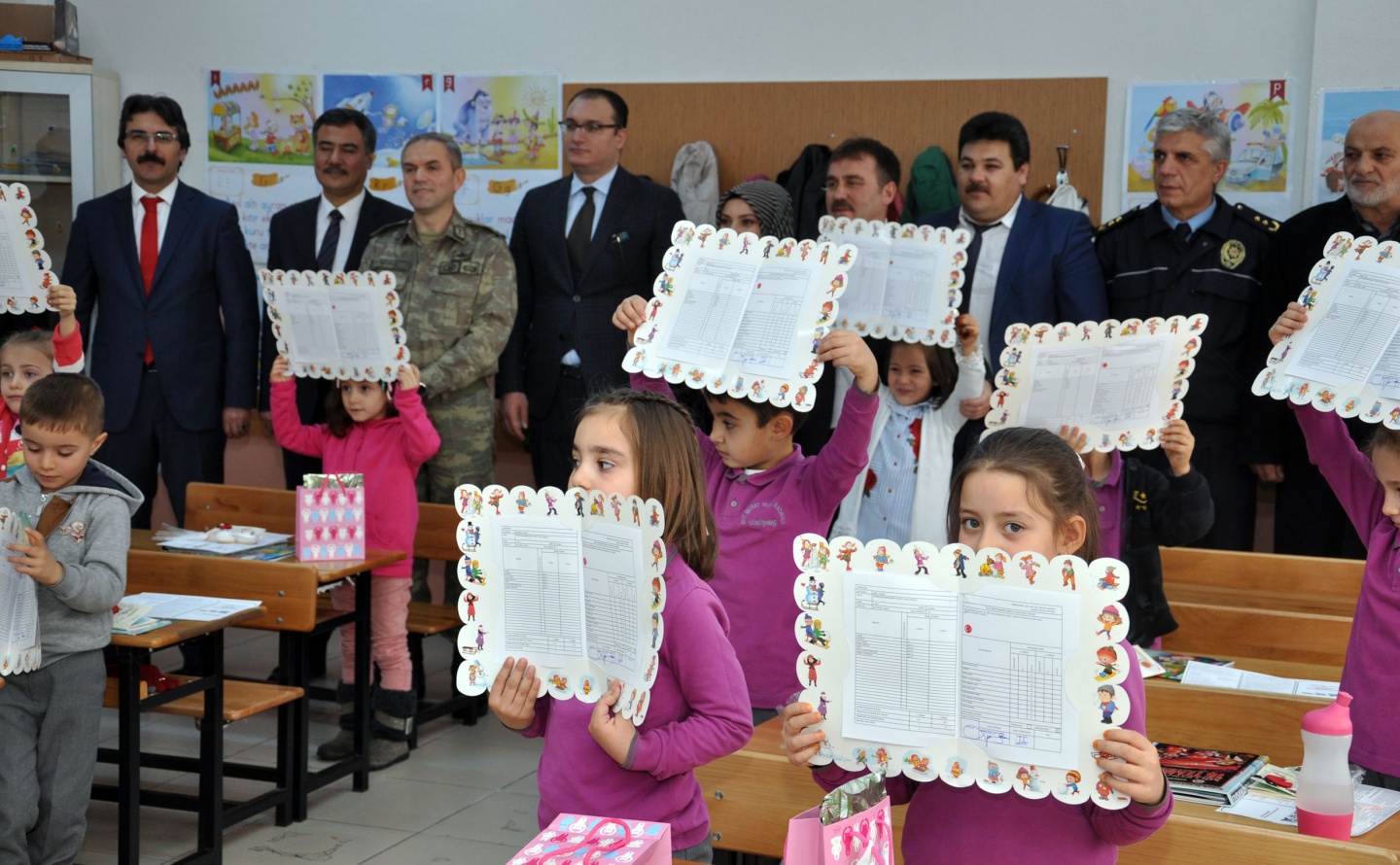 Okullarda karne heyecanı 21