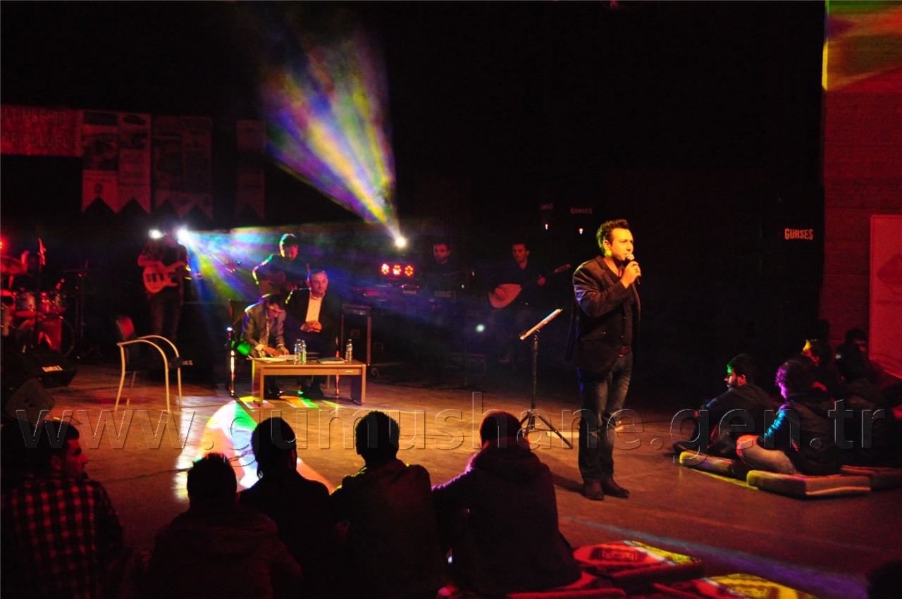 Üniversite Öğrencilerini Coşturan Eğlence 12