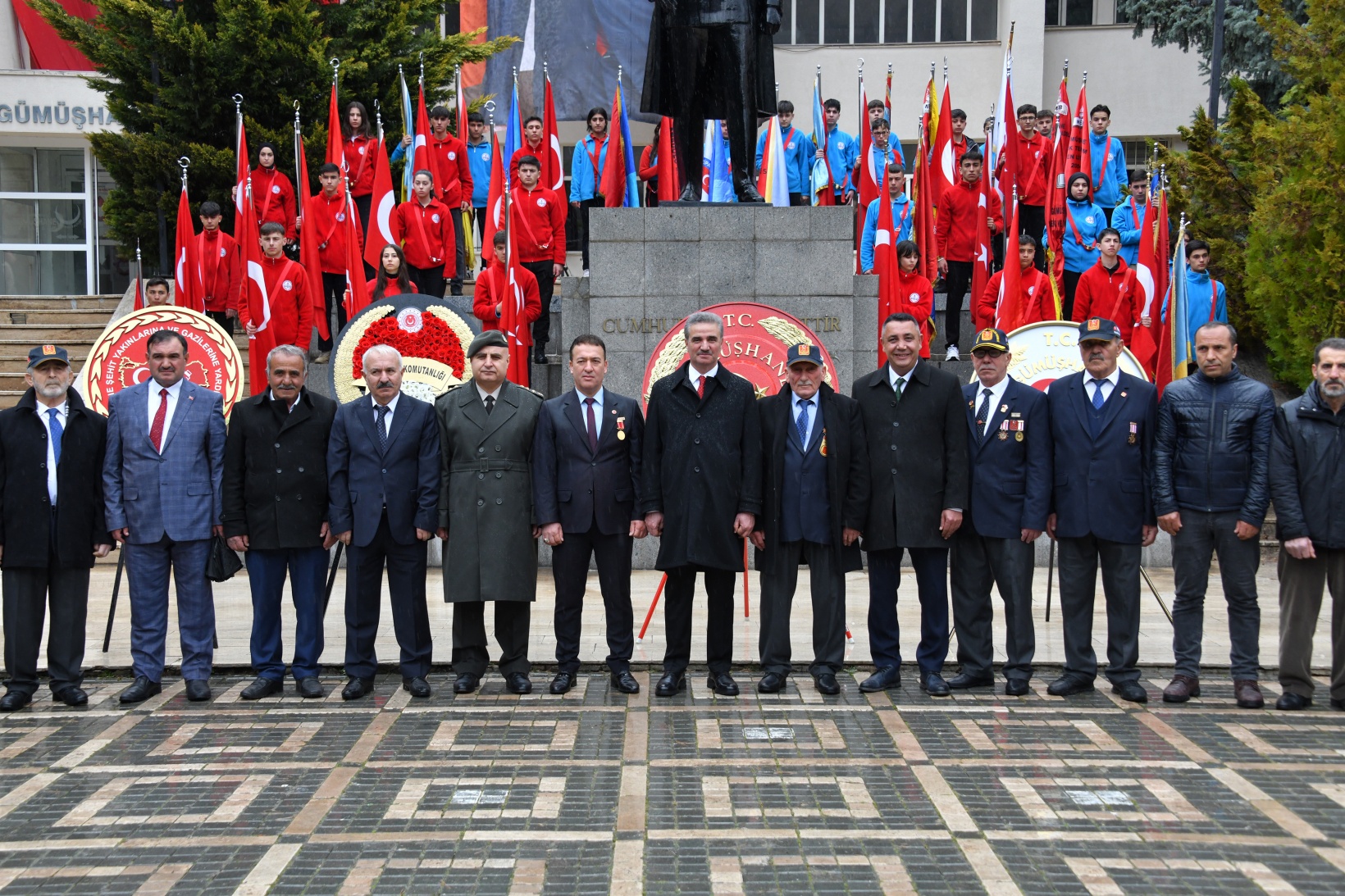 Gümüşhane’de Çanakkale Zaferi ve Şehitleri Anma Günü törenlerle kutlandı 16