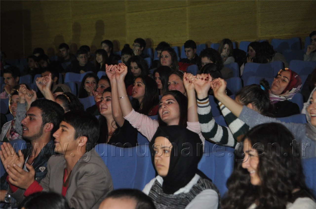 Üniversite Öğrencilerini Coşturan Eğlence 15