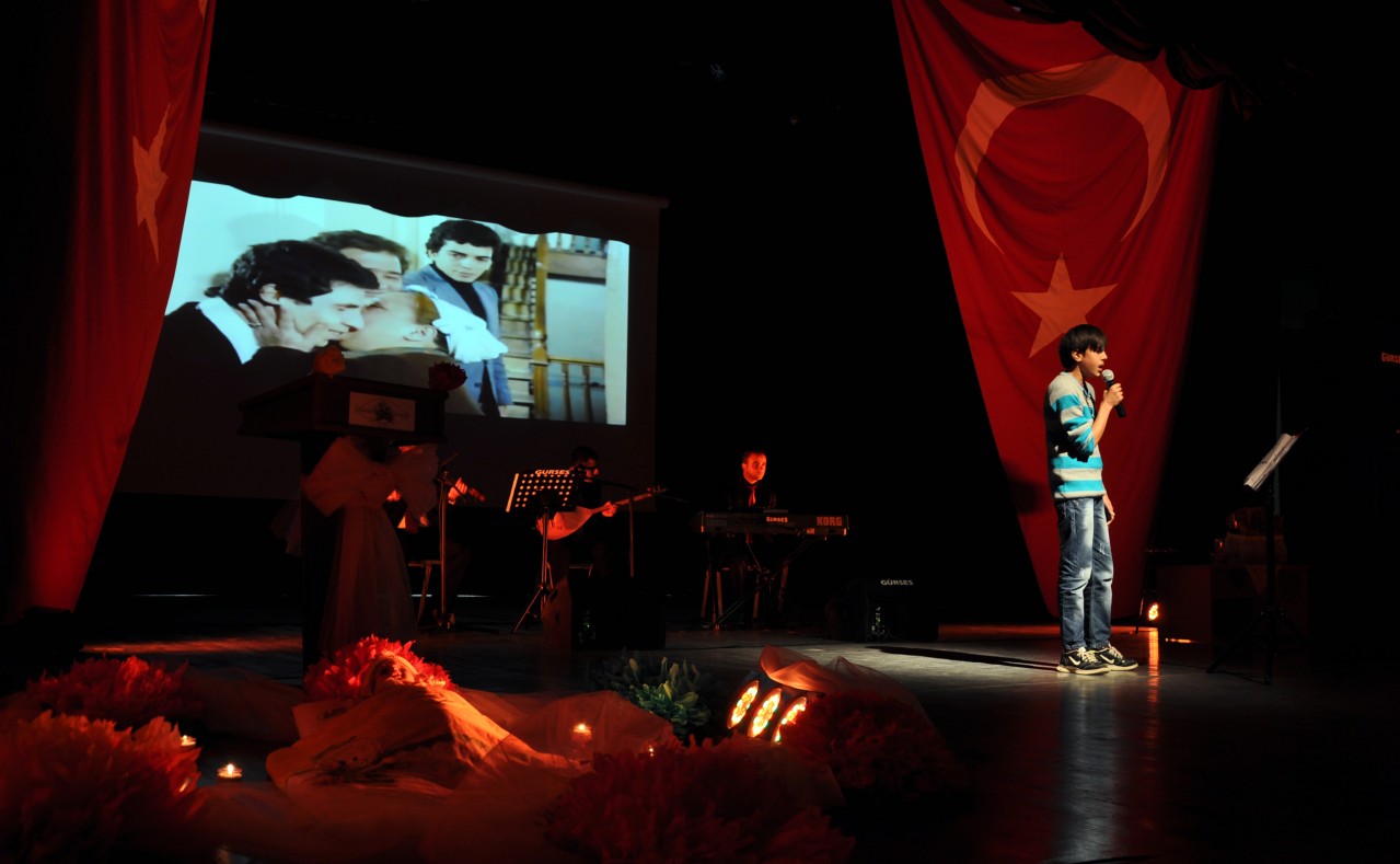 Minik Yürekler Anneler İçin Çarptı 11