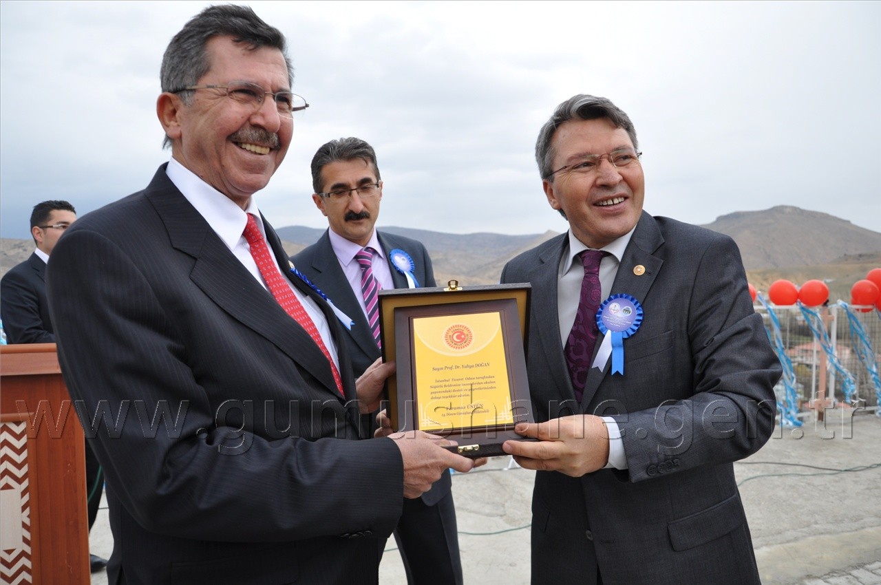 Şehit Hasan Tahsin Onuk'un Adı Ölümsüzleştirildi 10