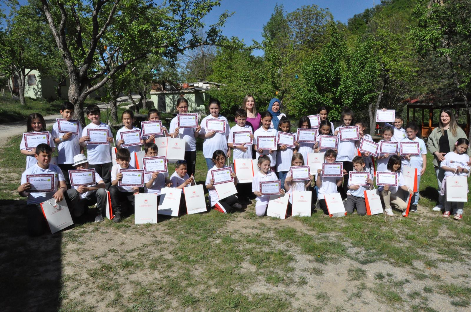 Gümüşhane’de Lider Çocuk Tarım Kampı düzenlendi 9