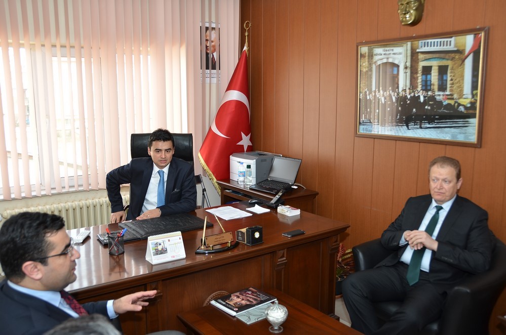 Vali Yavuz Kelkit ve Köse’ye bir dizi ziyaret gerçekleştirdi 8