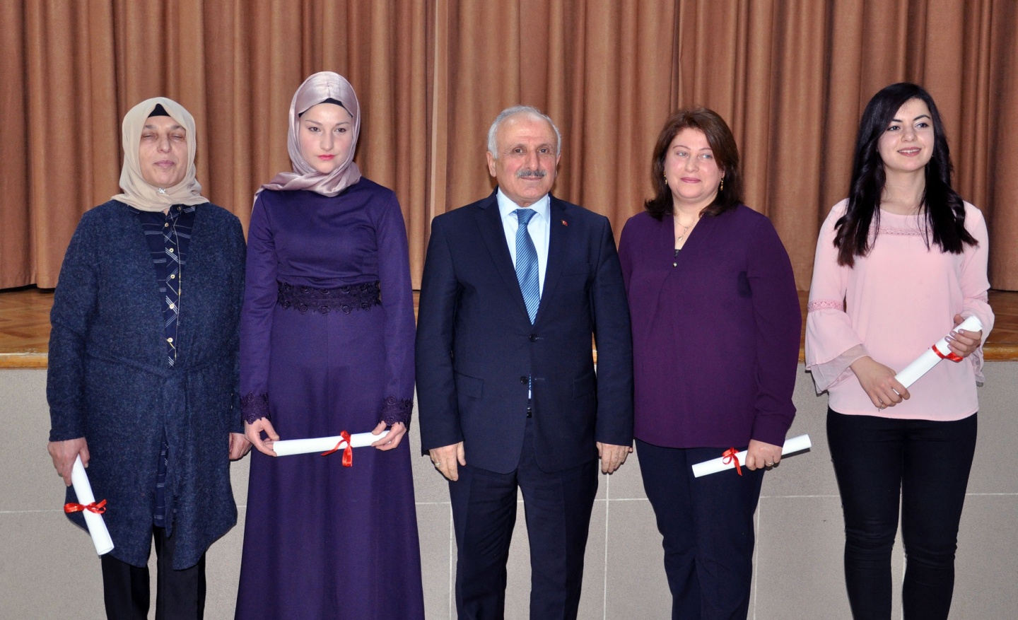 Halk Eğitim Merkezinde sertifika töreni 7