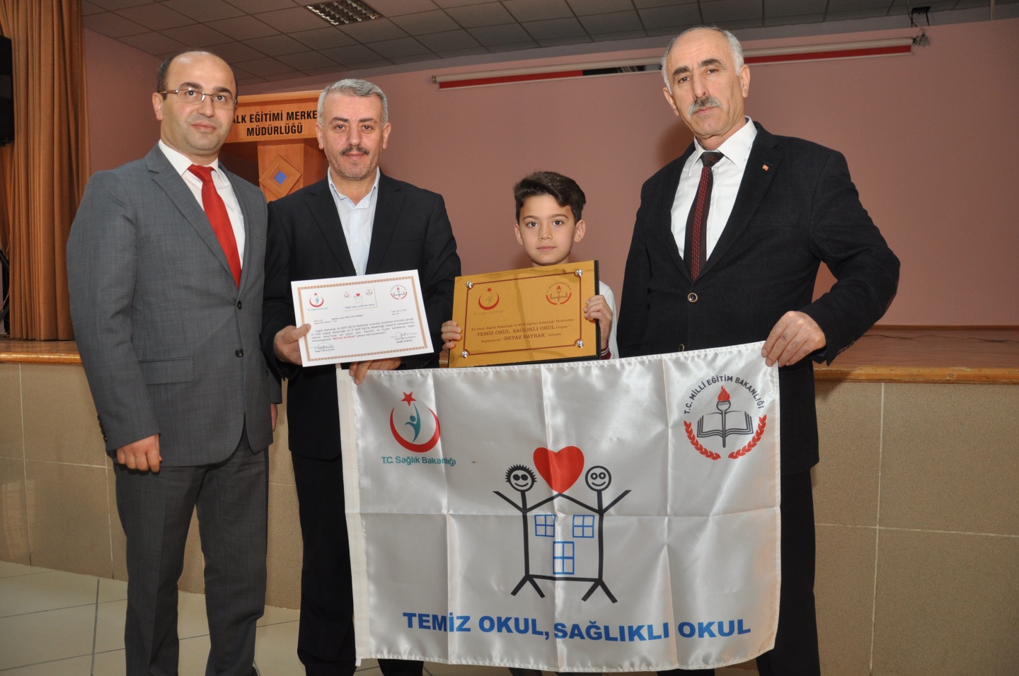 Gümüşhane’de 22 okula Beyaz Bayrak 8