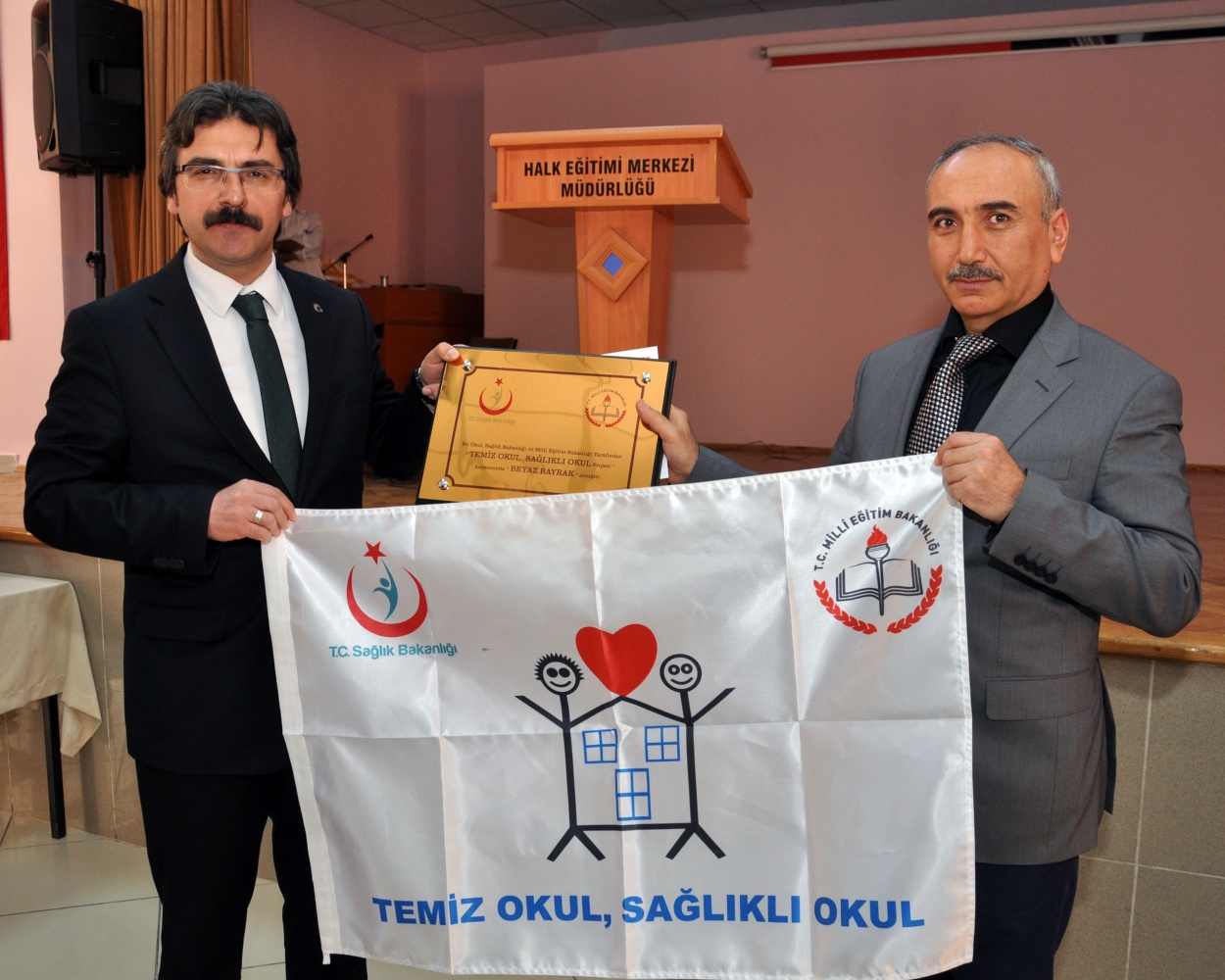 Gümüşhane’de 22 okula Beyaz Bayrak 10