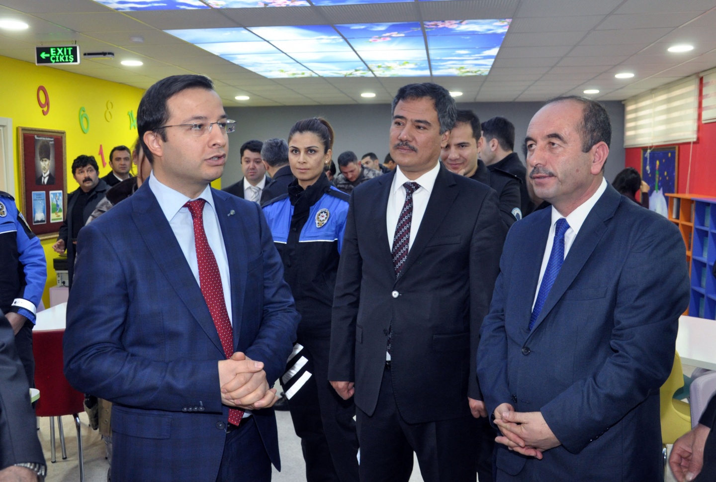 Şehit polisimizin ismi Z-Kütüphane'ye verildi 10