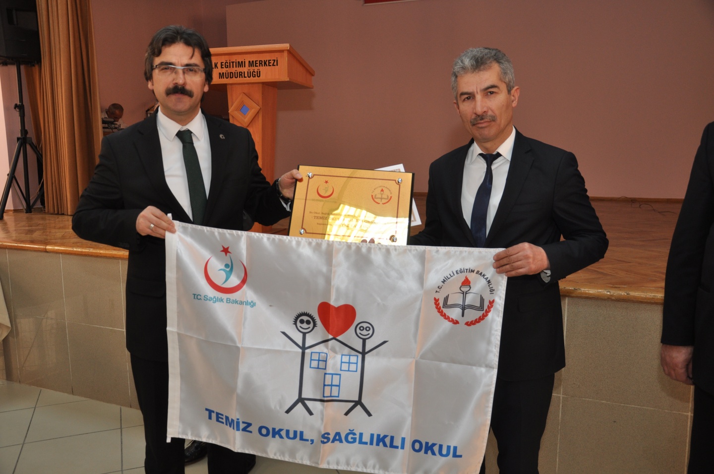 Gümüşhane’de 22 okula Beyaz Bayrak 11