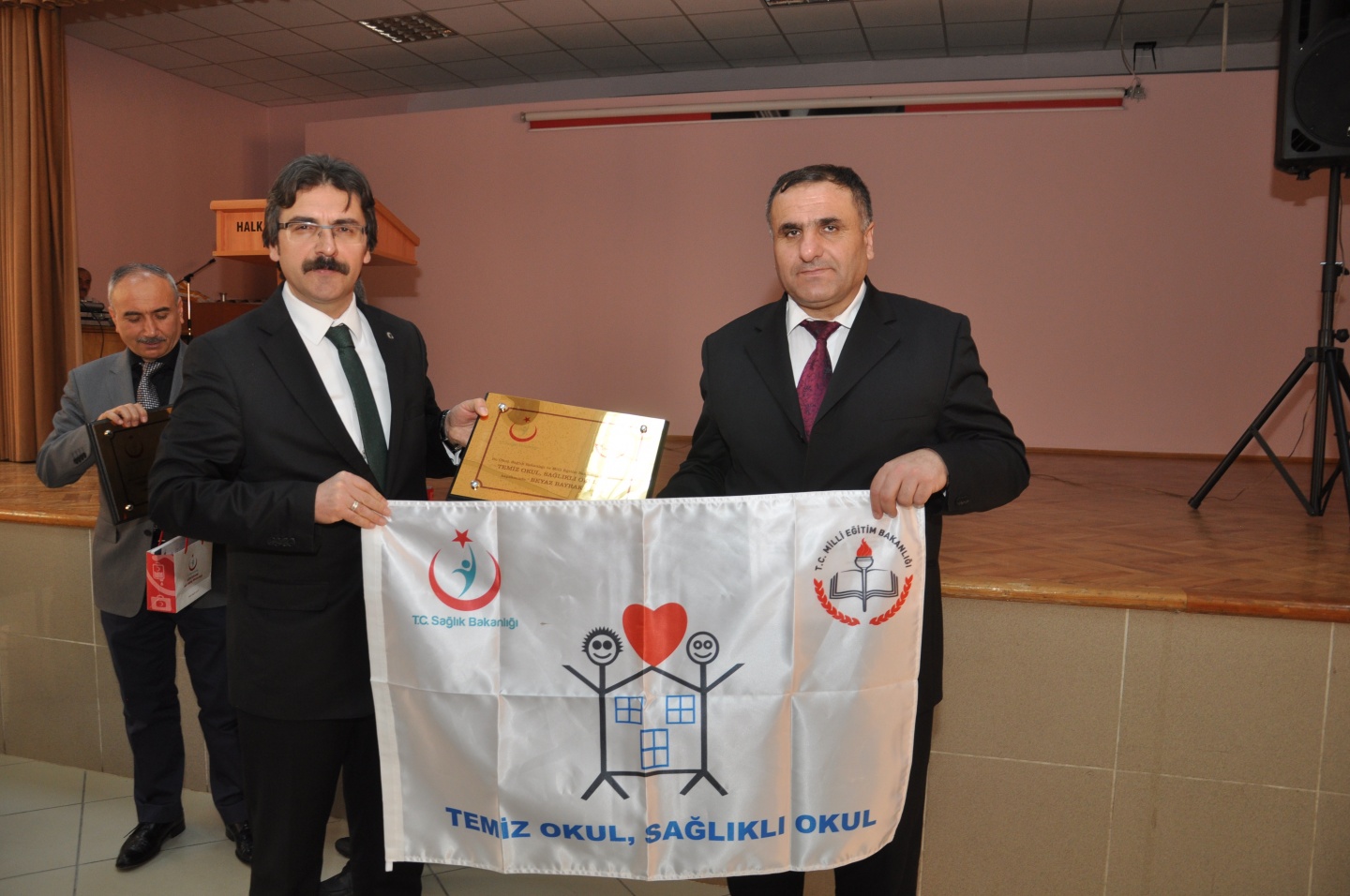 Gümüşhane’de 22 okula Beyaz Bayrak 9