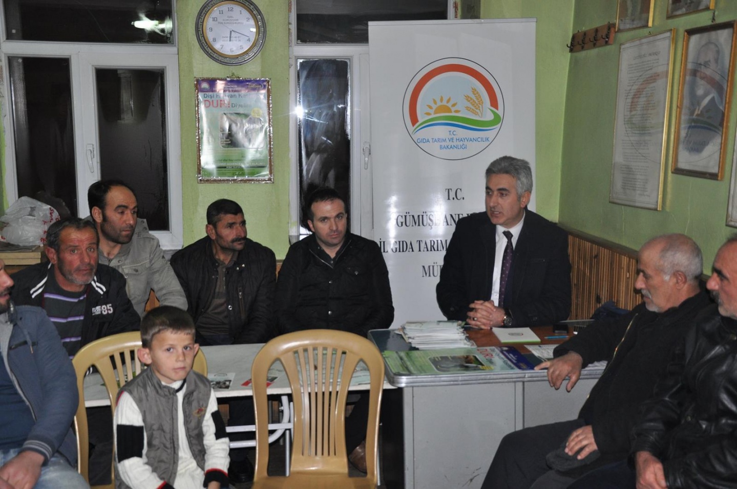 Çiftçilere gece eğitimleri devam ediyor 13