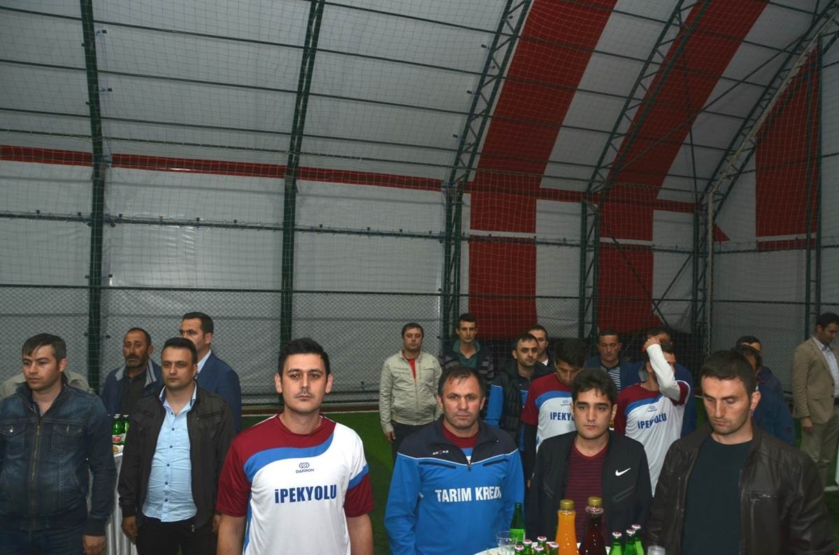 Gümüşhane’de 3. Kurumlararası Halı Saha Turnuvası başladı 6