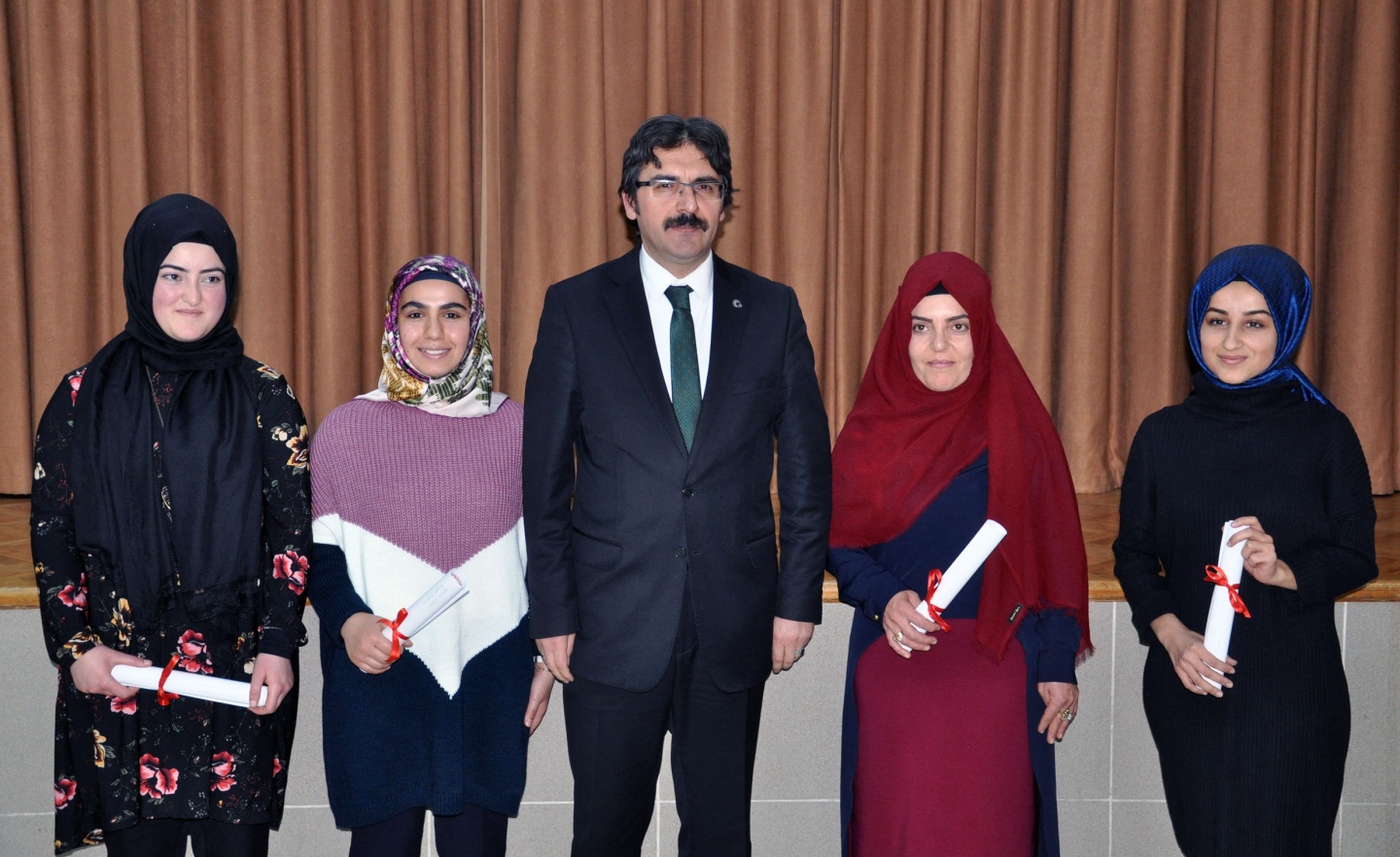 Halk Eğitim Merkezinde sertifika töreni 13