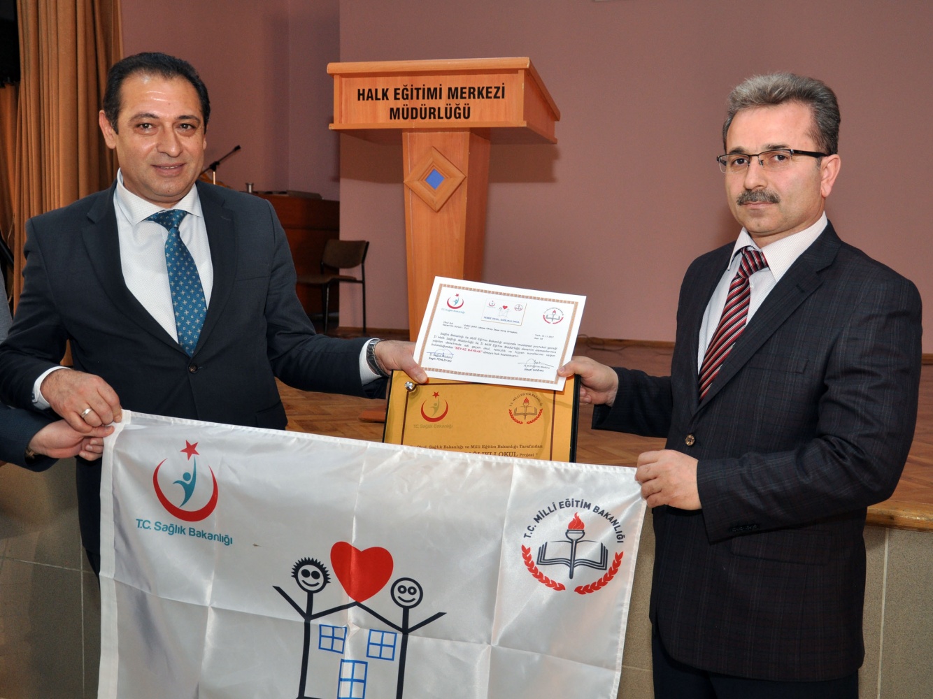 Gümüşhane’de 22 okula Beyaz Bayrak 13