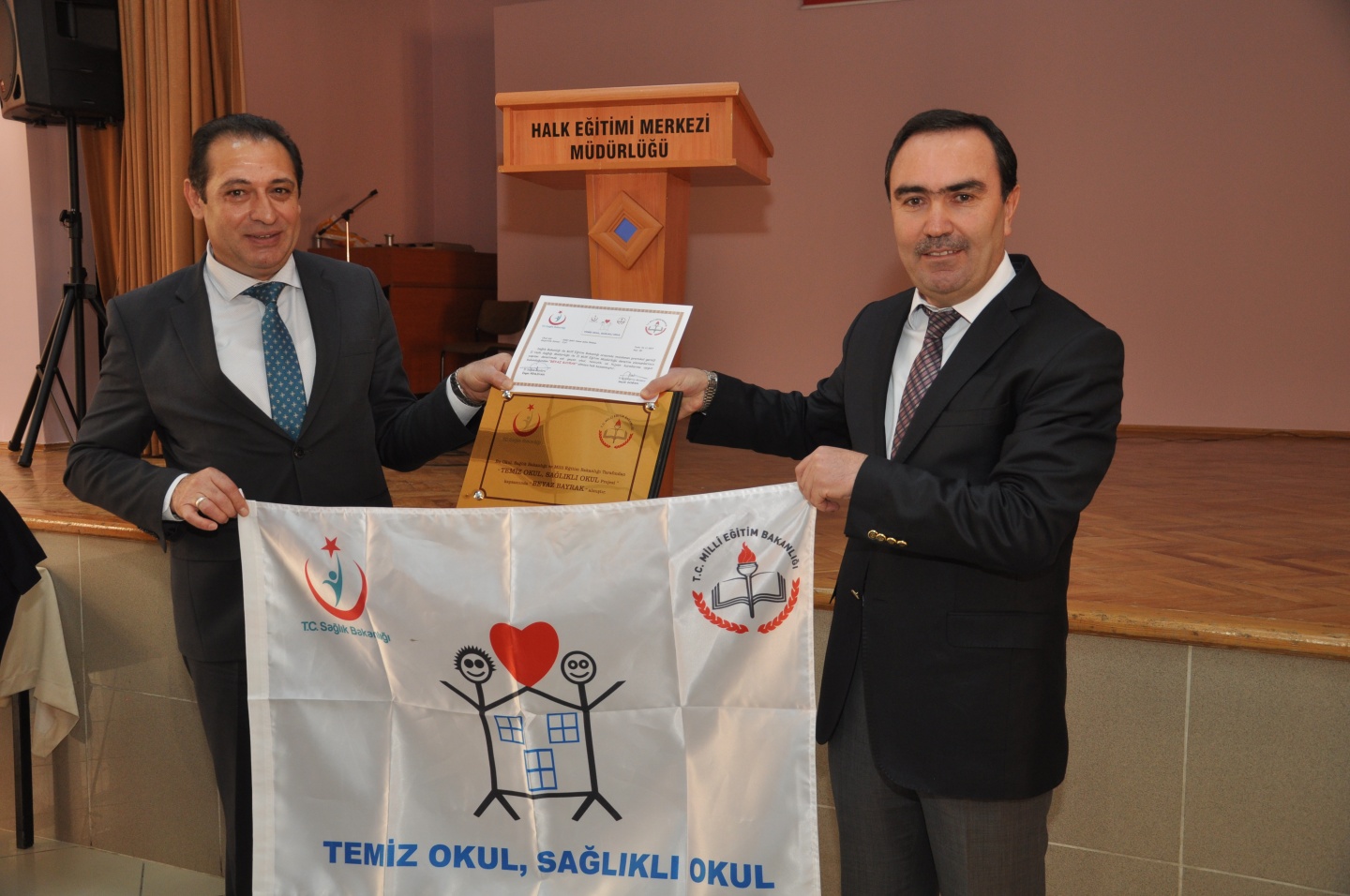 Gümüşhane’de 22 okula Beyaz Bayrak 24