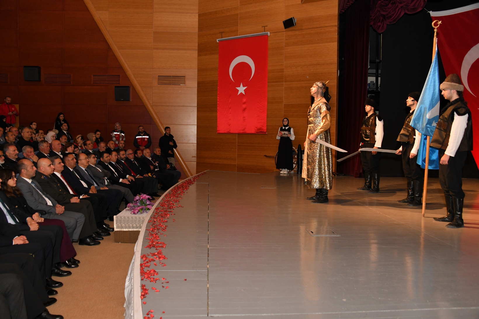 Gümüşhane’de Çanakkale Zaferi ve Şehitleri Anma Günü törenlerle kutlandı 49