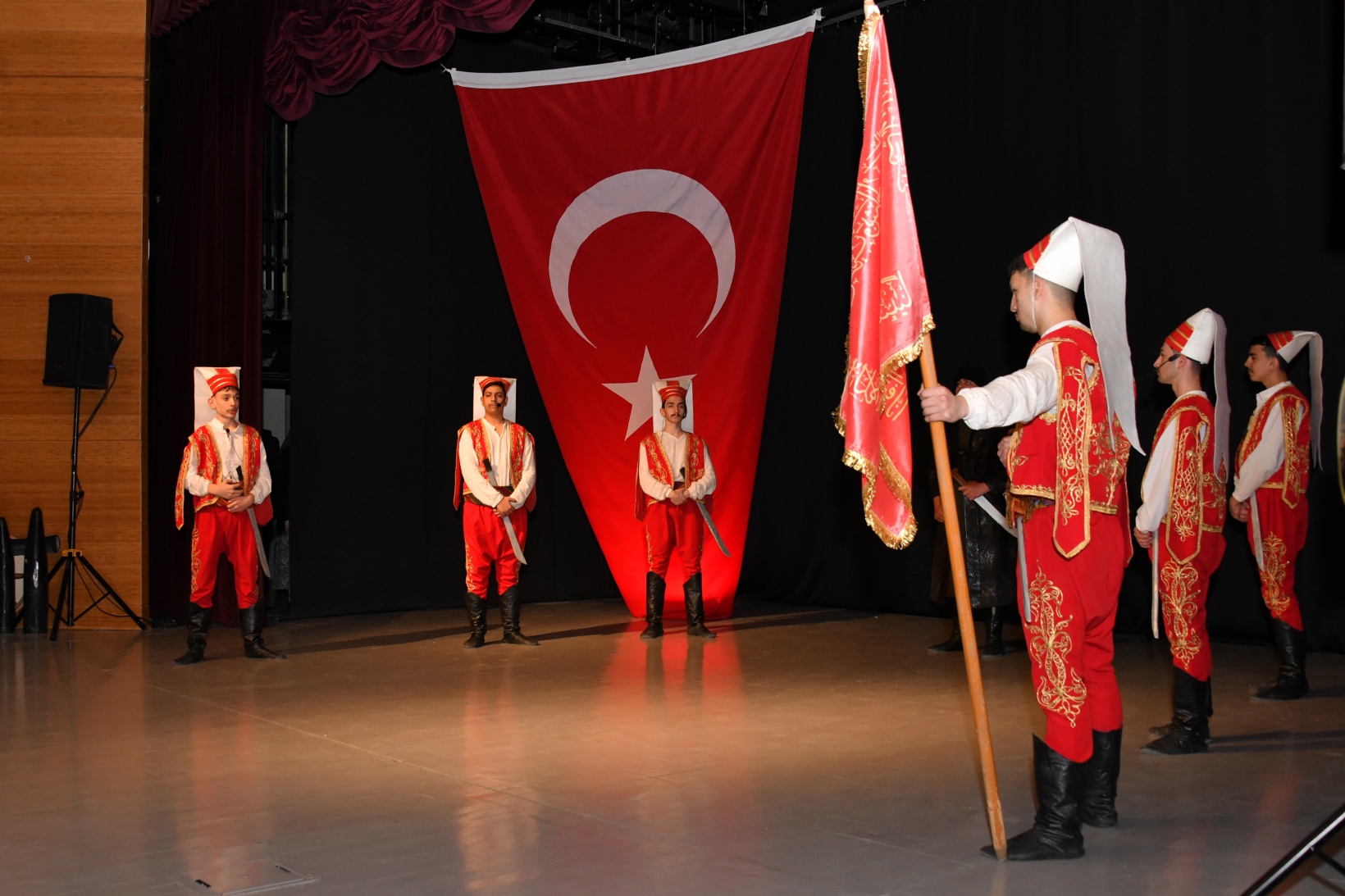 Gümüşhane’de Çanakkale Zaferi ve Şehitleri Anma Günü törenlerle kutlandı 57