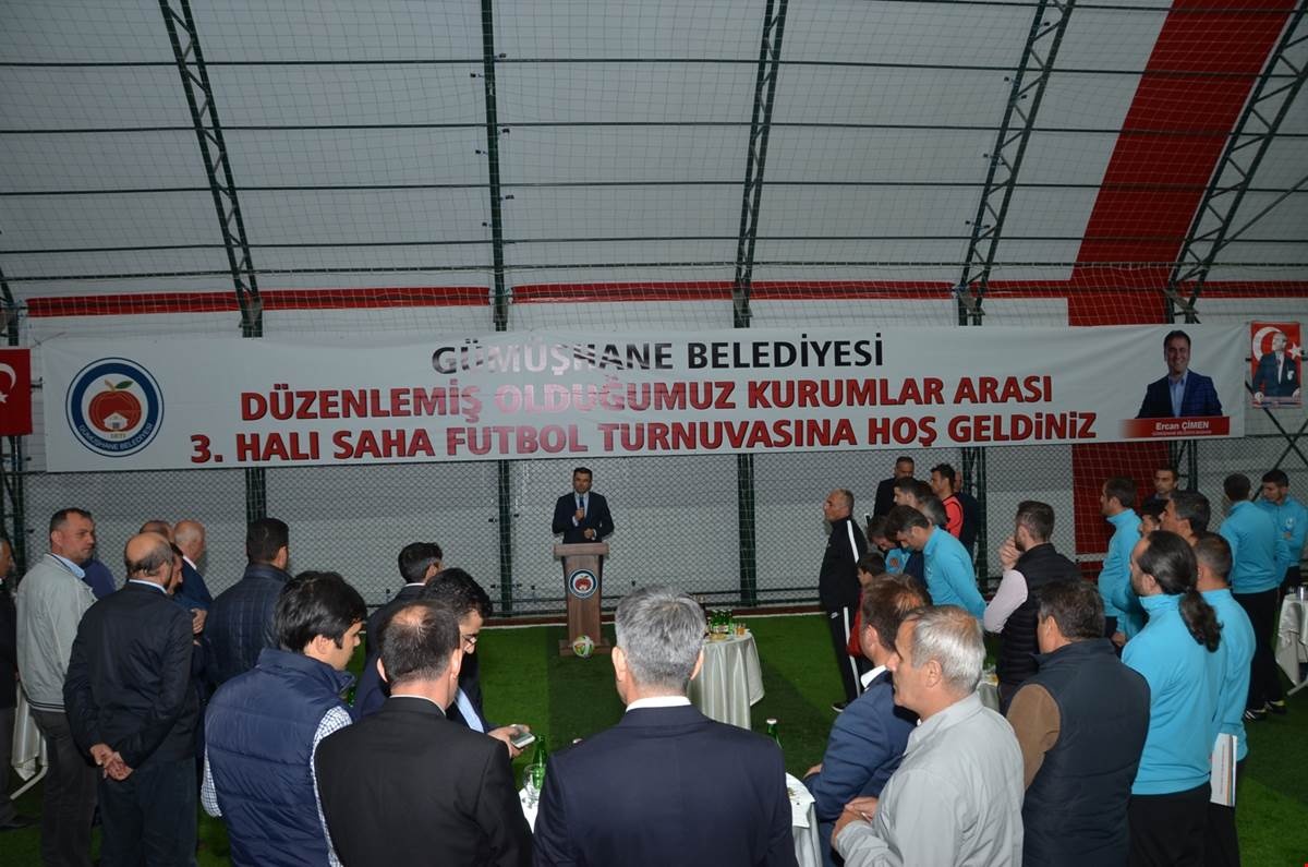 Gümüşhane’de 3. Kurumlararası Halı Saha Turnuvası başladı 17