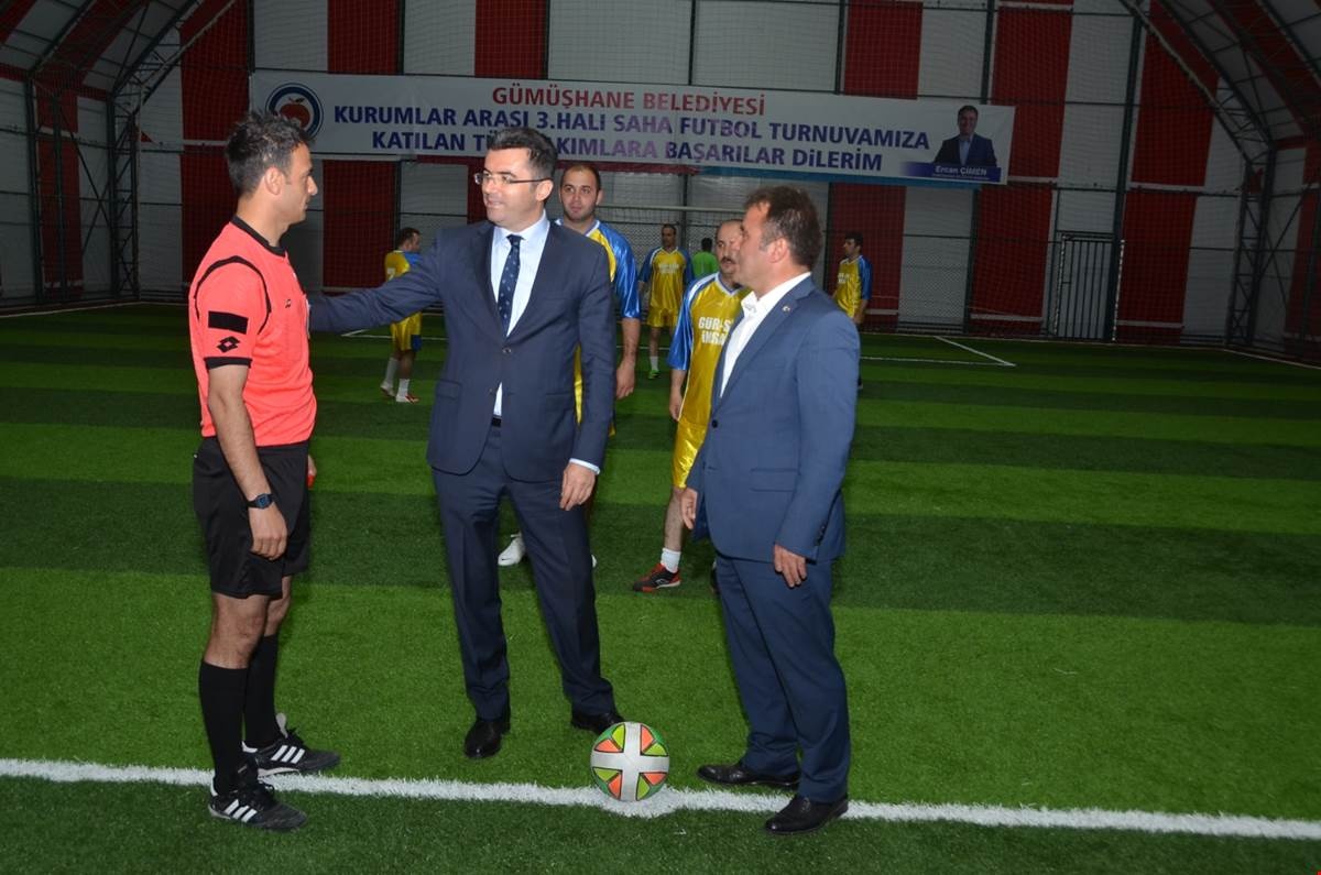 Gümüşhane’de 3. Kurumlararası Halı Saha Turnuvası başladı 15