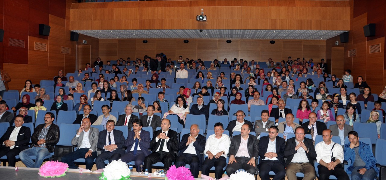 Minik Yürekler Anneler İçin Çarptı 22