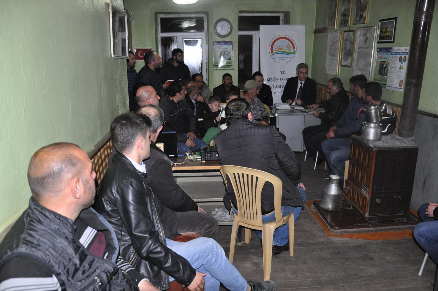 Çiftçilere gece eğitimleri devam ediyor 26