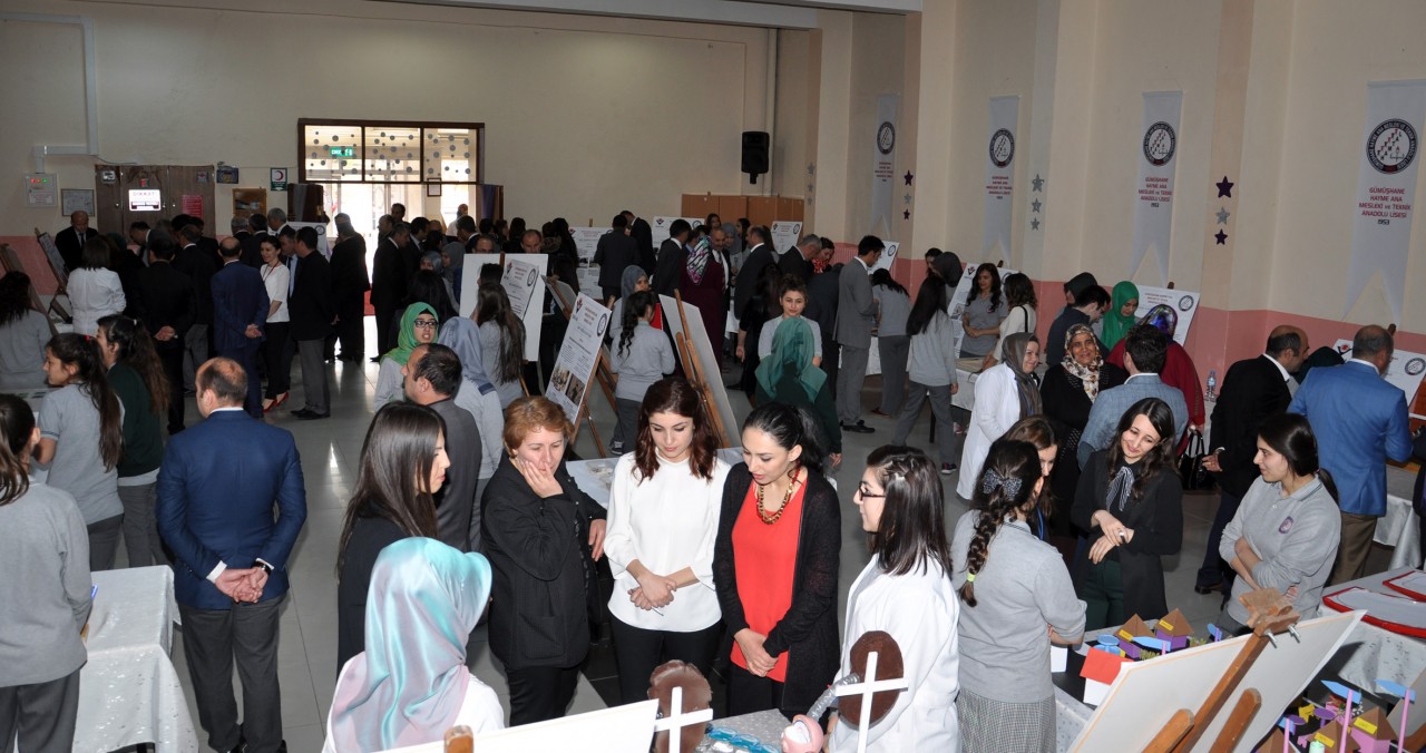 Geleceğin annelerinden bilim fuarı 3